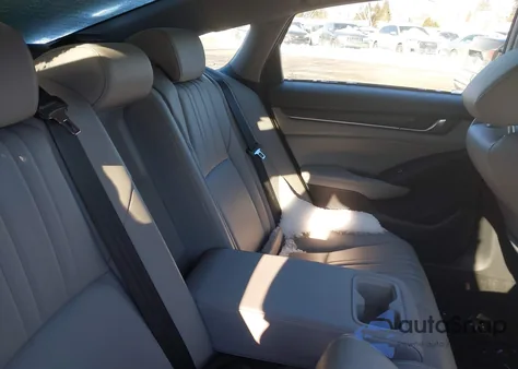 2018 Honda Accord Touring 2.0T from USA, damaged, VIN 1HGCV2F98JA050979